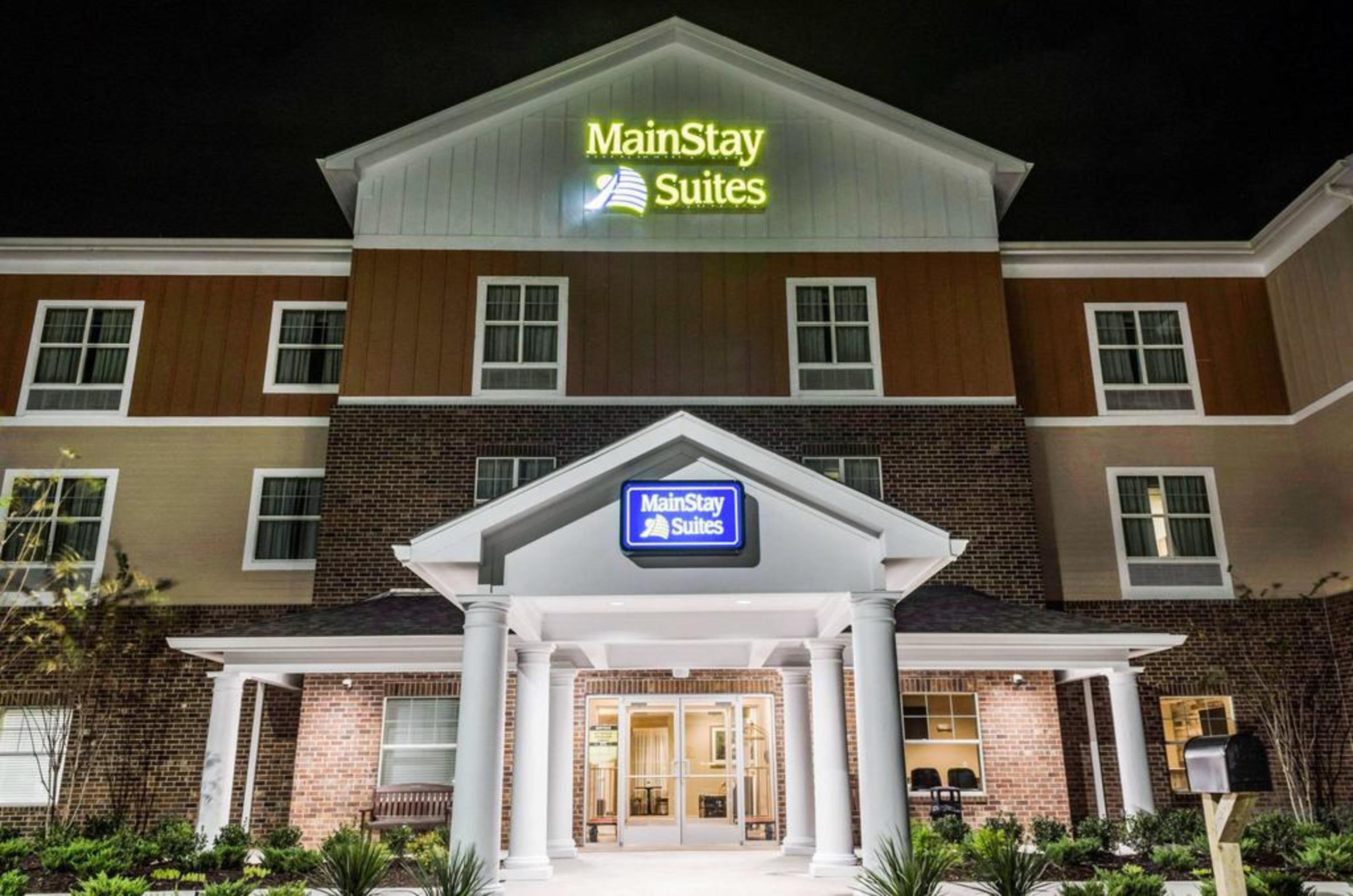 Mainstay Suites Hackberry Sportsman'S Lodge Exterior photo